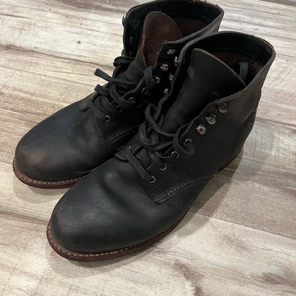 Wolverine 1000 Mile Heritage Plain Toe Boots - Picture 2 of 4